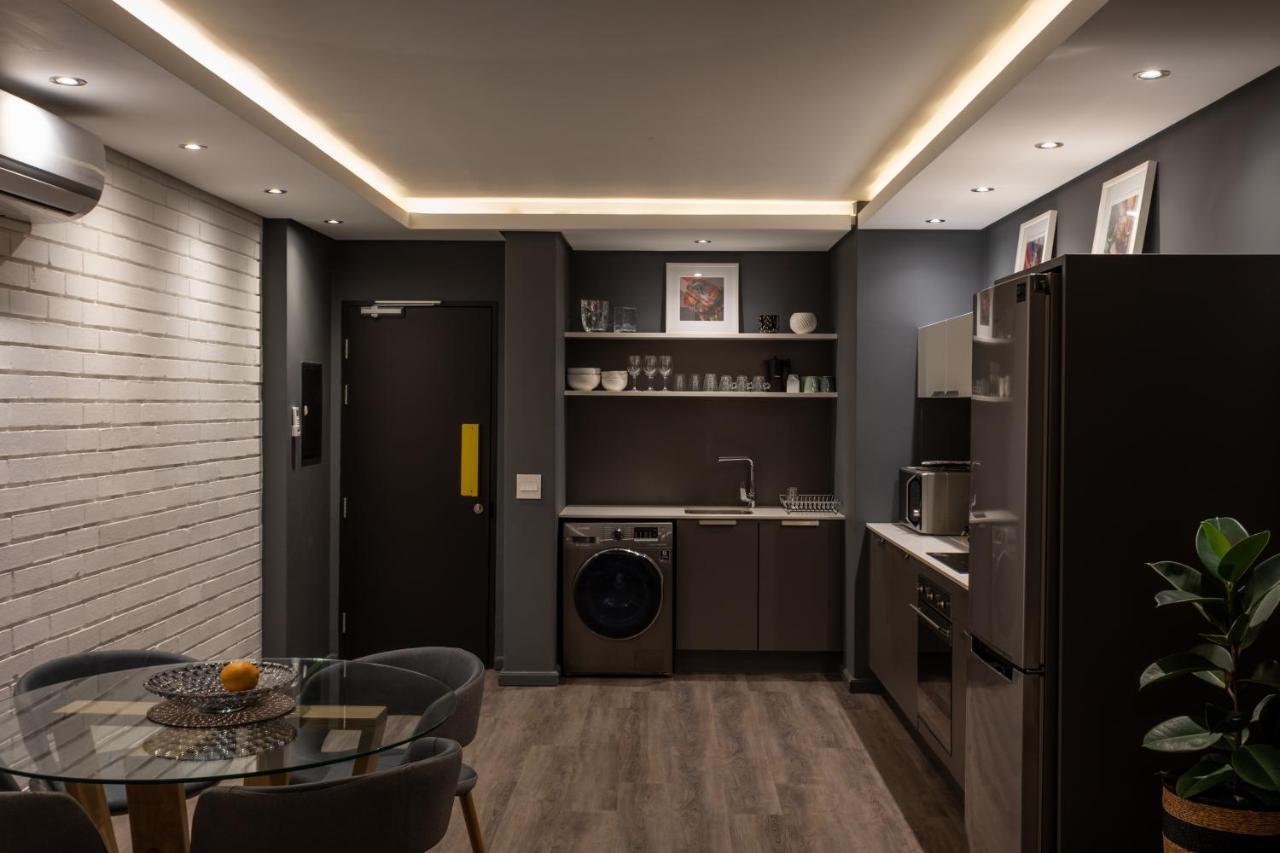 Brand New Penthouse With Waterfront Views Apartment *